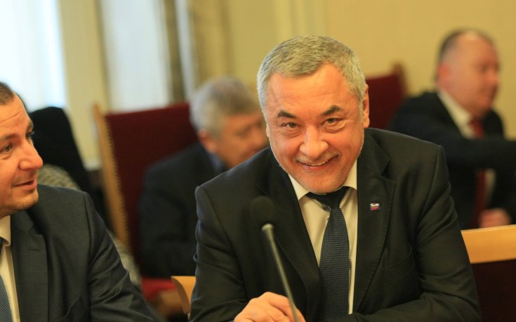 Валери Симеонов: Левски няма да остане без спонсор!