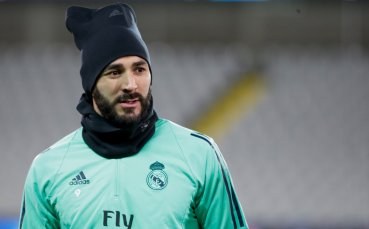 Френският нападател Карим Бензема официално се е договорил с Реал