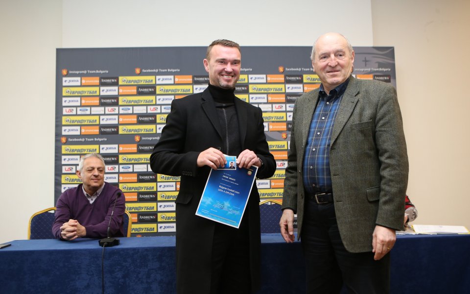 Захари Сираков е новият треньор на юношите на Левски, които