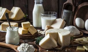 „Скритото“ сирене: 10 тона имитации ни мамят в хотелите и закуските