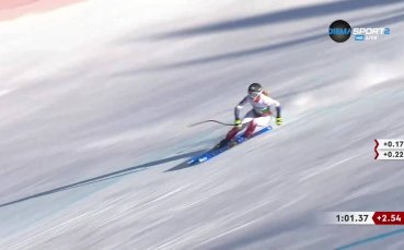 Италианката Елена Куртони спечели спускането от Световната купа по ски алпийски
