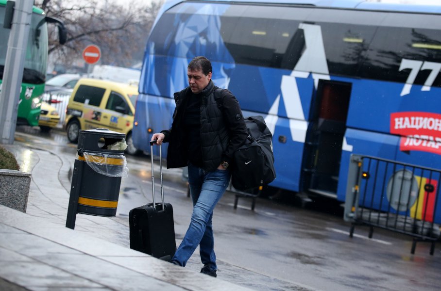 Футболистите на Левски отпътуваха за лагер в Анталия1