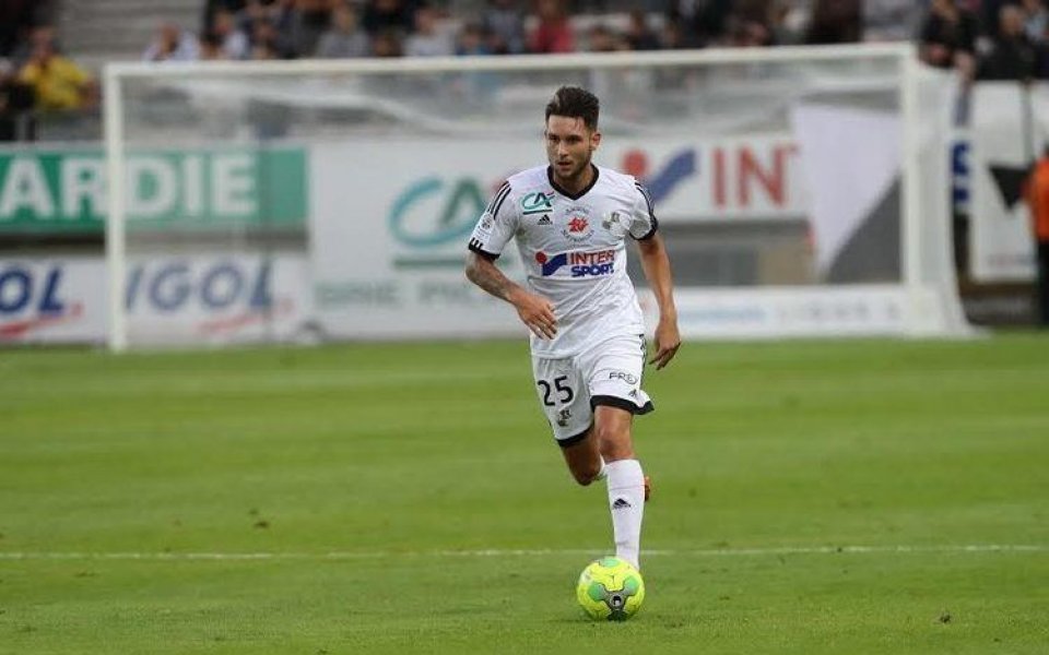 Лудогорец се е прицелил в бранител от френската Лига 1.