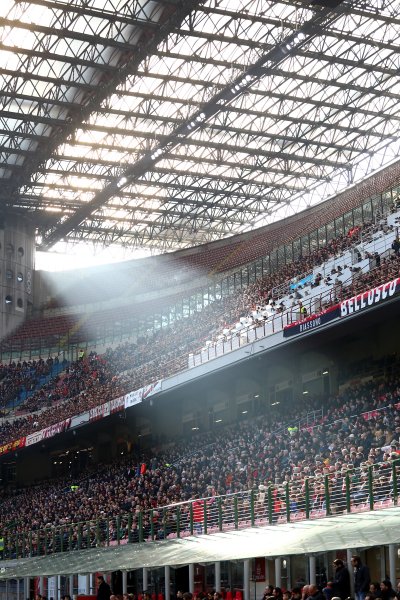 Милан срещу Верона1