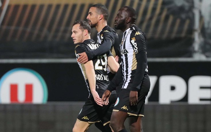 Първи гол във Франция и успех за Анже