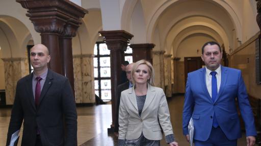  В Съдебната палата представителят на основния прокурор Сийка Милева даде брифинг 