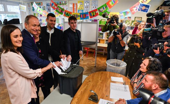  Майкъл Мартин гласоподава със фамилията си 