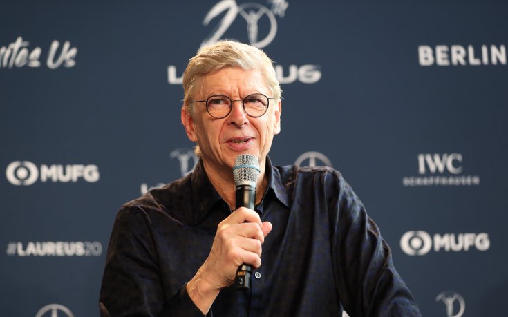 Венгер води битка за промяна на правилото за засада