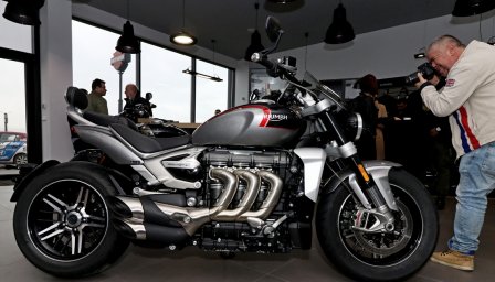 Triumph Rocket 3 TFC - създаден да впечатлява