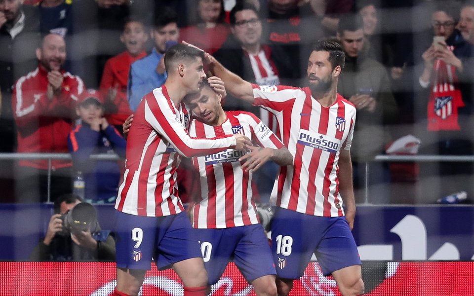 Играчите на испанския Атлетико Мадрид също днес, по подобие на