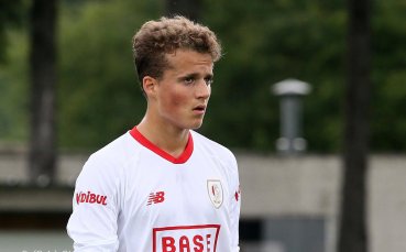 Левски изпуснал син на белгийска легенда