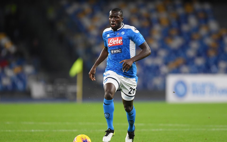 Интересът на Нюкасъл Юнайтед към защитника Калиду Кулибали е реален,