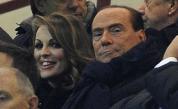  Берлускони се раздели с Франческа. Има ли нова жена до себе си? 
