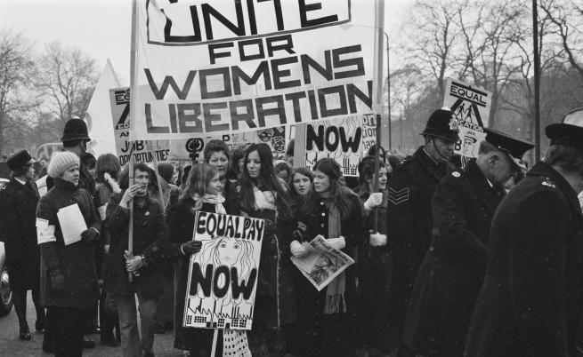  Протест на дами през 70-те години в Лондон 