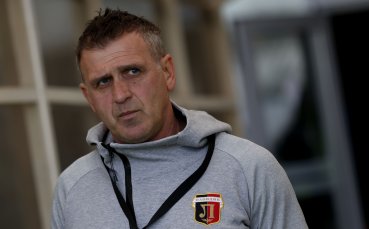 Треньорът на Локомотив Пловдив Бруно Акрапович остана много разочарован от