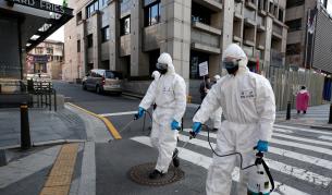 Втори пик на коронавируса в Южна Корея, пак затварят заведения