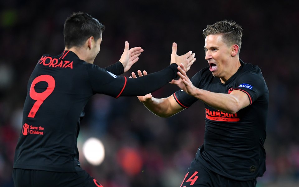 Отборите на Ливърпул и Атлетико Мадрид играят при резултат 2:2