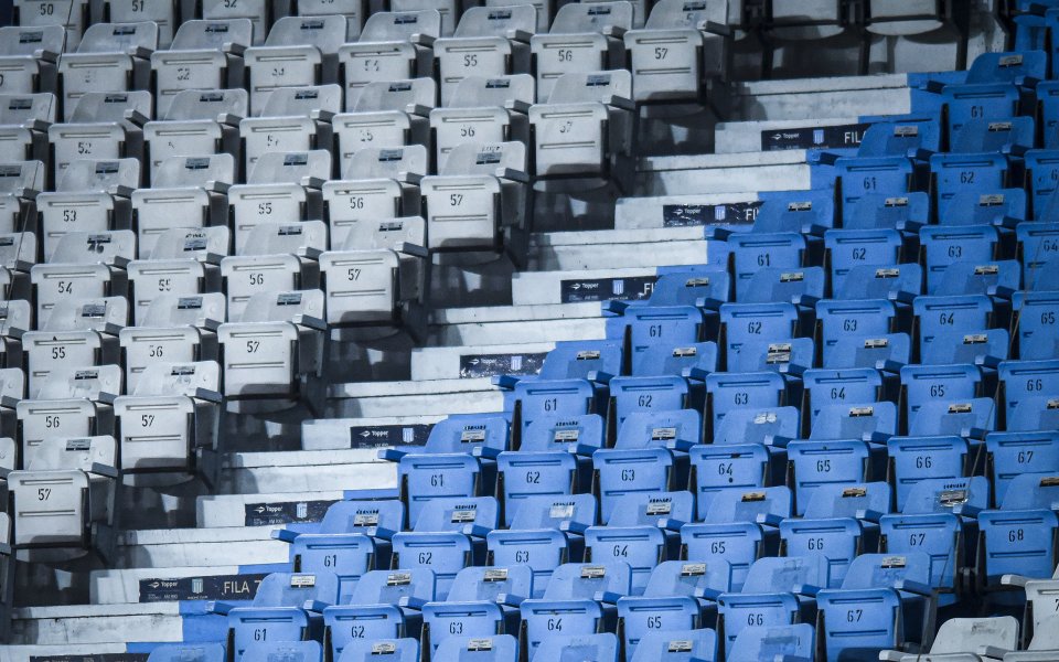 При условие, че първенствата в първите два ешелона на испанския