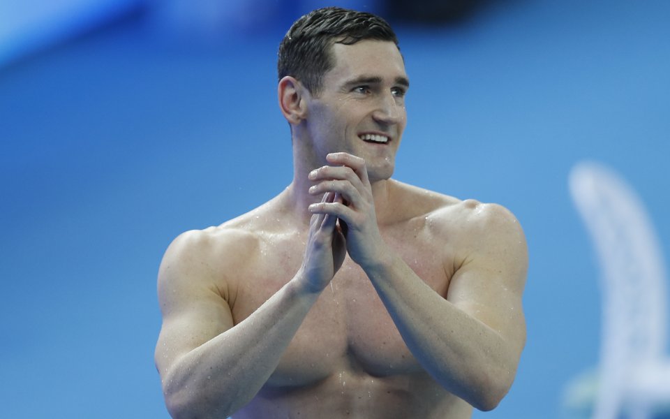 Олимпийският шампион по плуване Камерън ван дер Бърг обяви, че