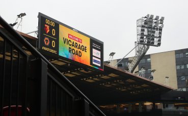 Борещият се за оцеляването си във Висшата лига тим на