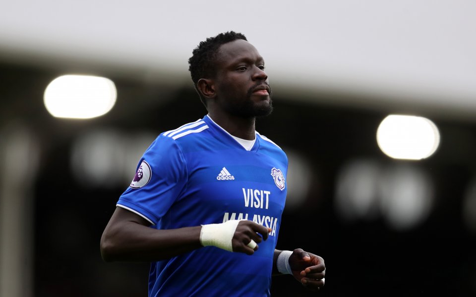 Футболистът на Евертън, Умар Ниас, е опитал да избяга от