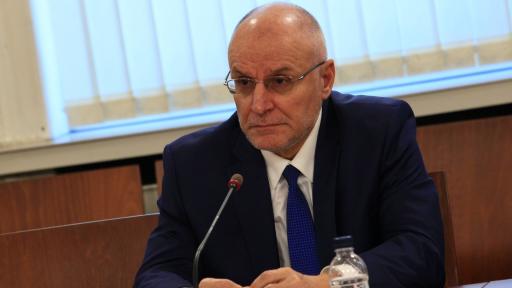  Гуверньорът на Българска народна банка Димитър Радев 