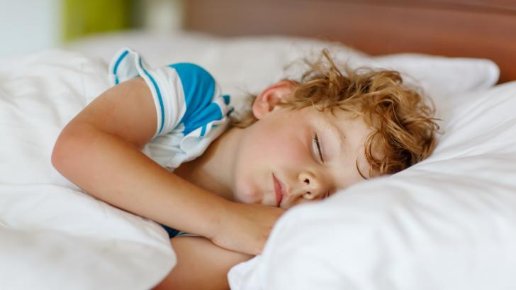 7 основателни причини децата да си лягат навреме