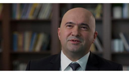  Собственик на хранителна компания ревизира чиновници и снабдители в „ Шеф под прикритие “ 