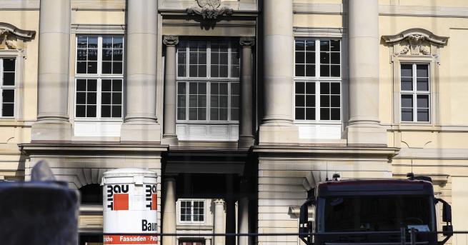 Свят Експлозия в Берлин ранен е строителен работник На място