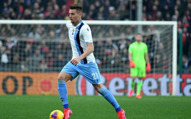 Манчестър Юнайтед отново ще атакува сръбски национал