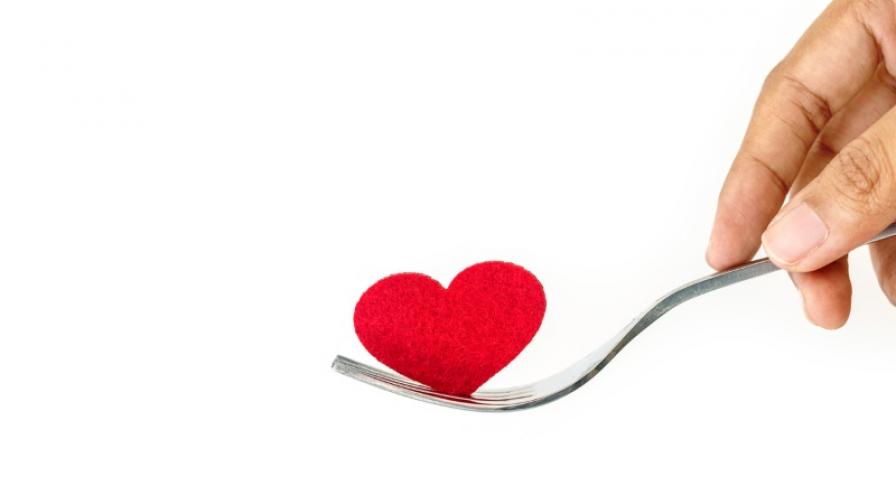  Инфекциозна болница и „ Света Ана “ в столицата се включиха в самодейността „ Топла храна от сърце “ 