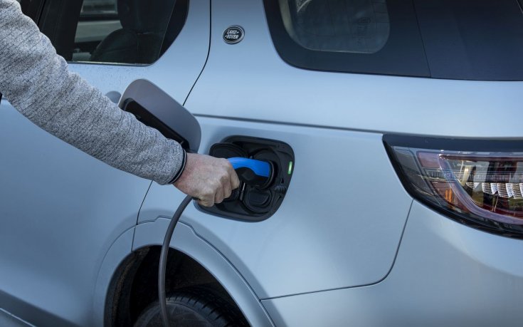 Rover Evoque и Land Rover Discovery Sport