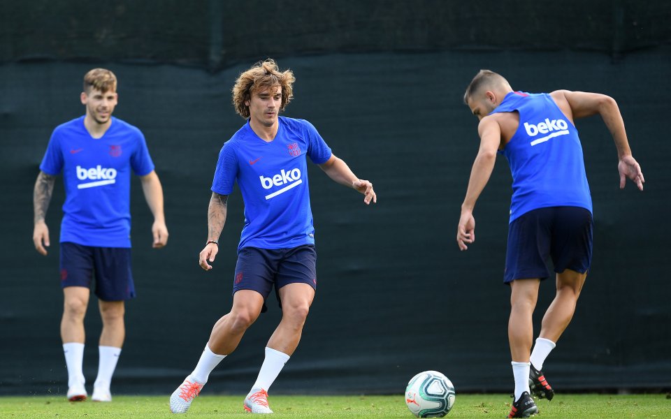В Барселона планират по три тренировки на ден, за да