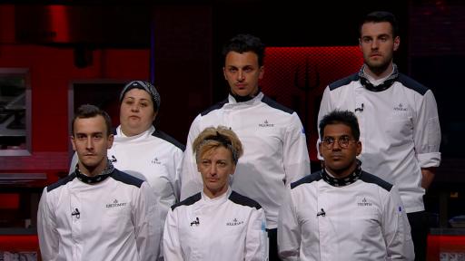  Ще се огънат ли под тежестта на черните пагони готвачите в Hell’s Kitchen България 