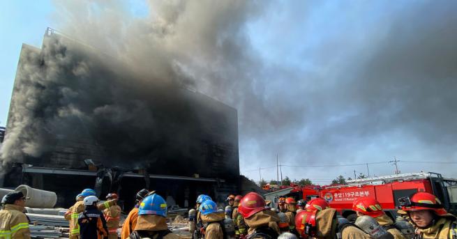 Свят Най малко 36 загинали при пожар на строеж в Южна