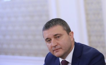 Финансовият министър Владислав Горанов отговори на Васил Божков и го