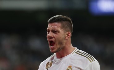 Нападателят на Реал Мадрид Лука Йович има фрактура на дясната