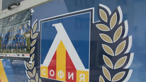  Тити Папазов и Хиндлиян: Всеки може да подарява където и колкото изиска 