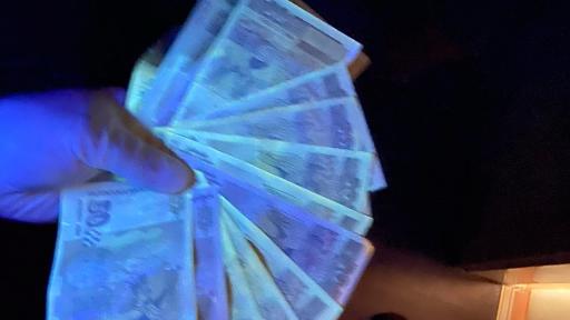  <p>Вижте фрагменти от задържането на служителите на реда на &bdquo;Калотина&rdquo;</p> 