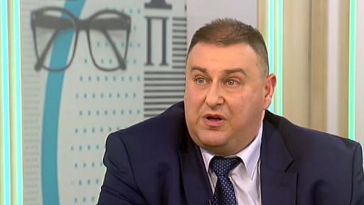  Емил Радев: Манолова желае да легализира мутренските практики на колекторите 