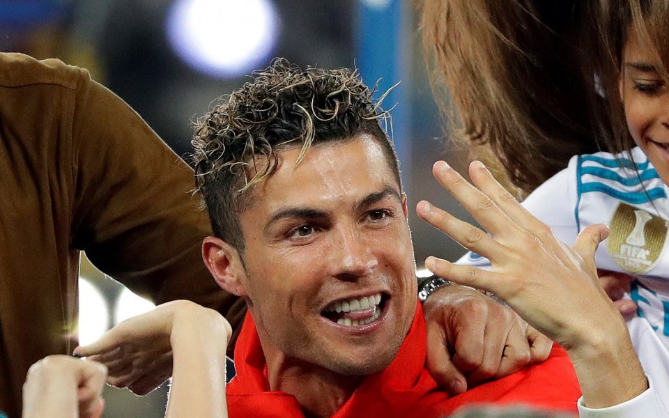 Нападателят на Ювентус Кристиано Роналдо за два месеца по време