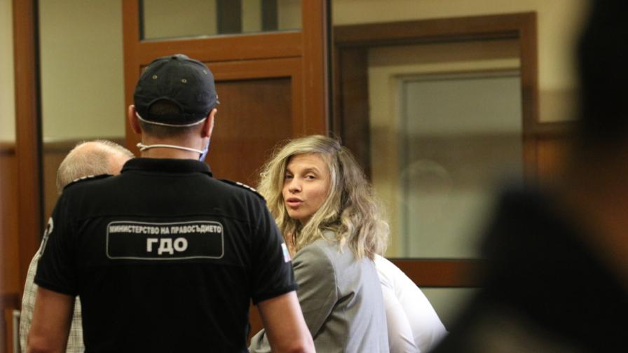  Спецсъдът наложи домакински арест на Лиляна Деянова - ЛиЛана 