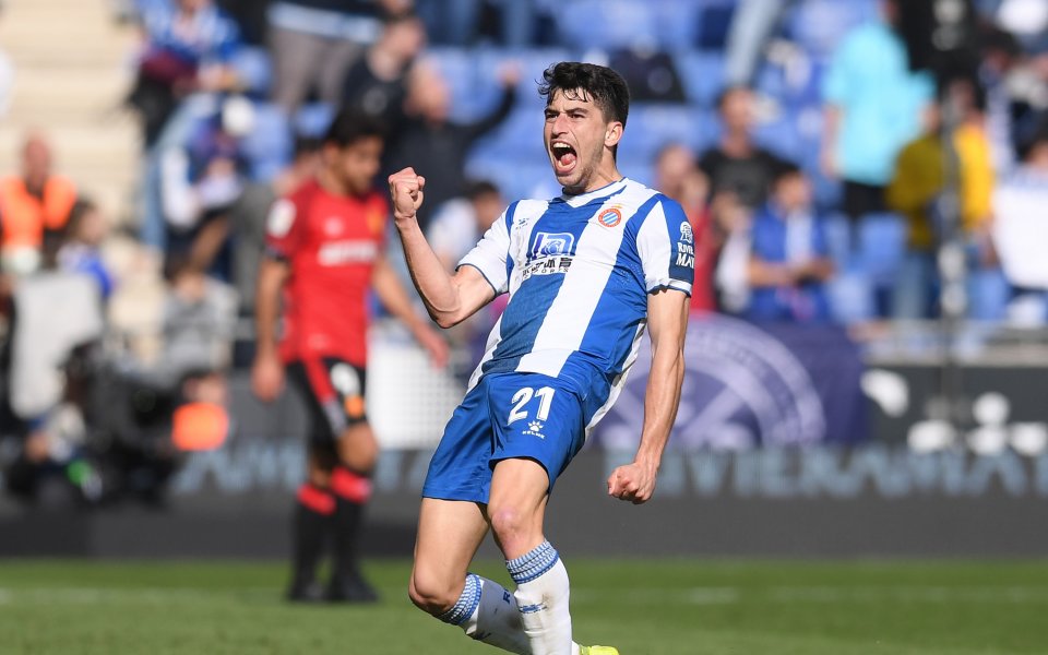 Арсенал се е наредил на опашката на желаещите за подписа