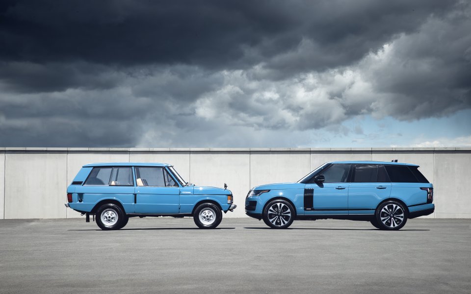 Днес Range Rover отбелязва 50 години на иновации, усъвършенстване и