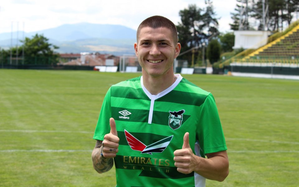 Пирин Благоевград продължава със селекцията. "Орлетата" привлякоха бившия защитник на