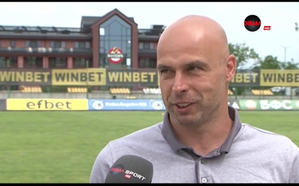 Треньорът в школата на Ботев Пловдив Стефан Стоянов говори за