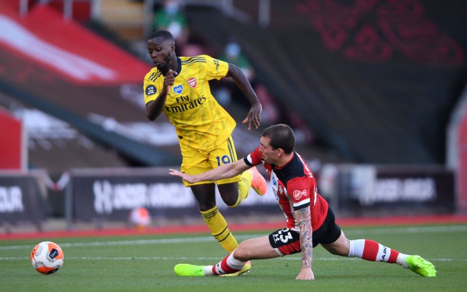 Арсенал победи Саутхемптън с 2:0 като гост в двубой от