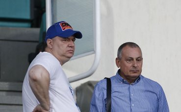 Жейнов изригна: Ако някой те зарива с лай*а, значи си го накарал да се насе*е