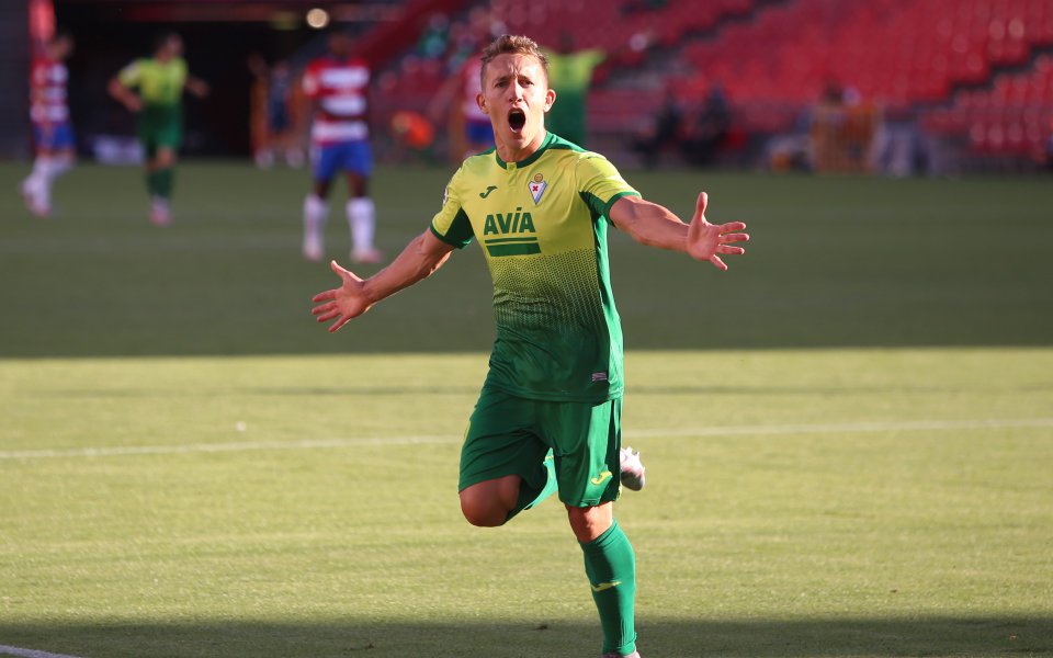 Нападателят на Ейбар Пабло Де Блазис реши да се откаже