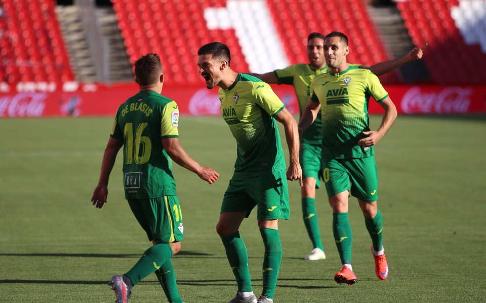 Отборът на Ейбар постигна много ценна победа в борбата си